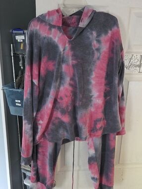 white birch Pink & Charcoal Tie-Dye Hooded Top and Pants